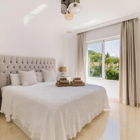 别墅 Arcadia - Avenida 28 De Adelfas 29680 Estepona, Malaga 埃斯特波纳