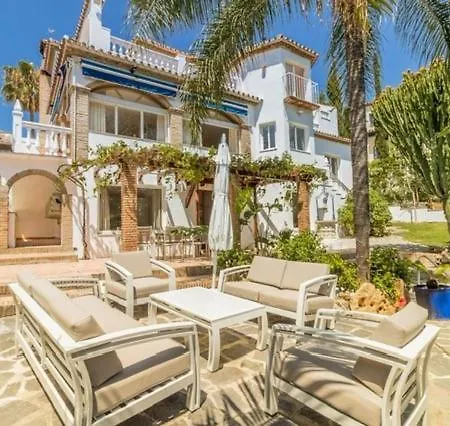 Arcadia - Avenida 28 De Adelfas 29680 Estepona, Malaga فيلة *