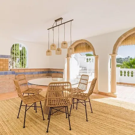 Arcadia - Avenida 28 De Adelfas 29680 Estepona, Malaga * אסטפונה