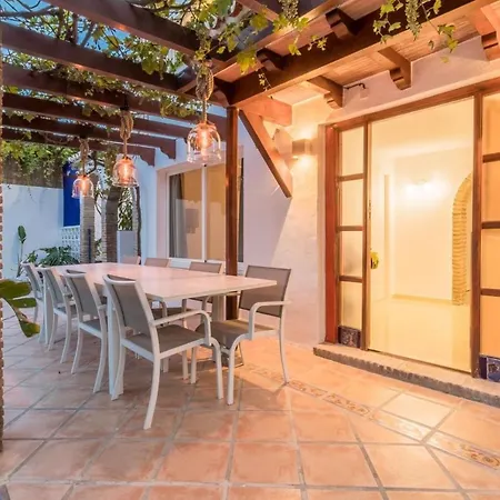 Arcadia - Avenida 28 De Adelfas 29680 Estepona, Malaga فيلة