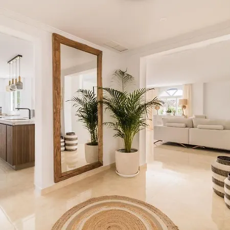 Arcadia - Avenida 28 De Adelfas 29680 Estepona, Malaga فيلة *